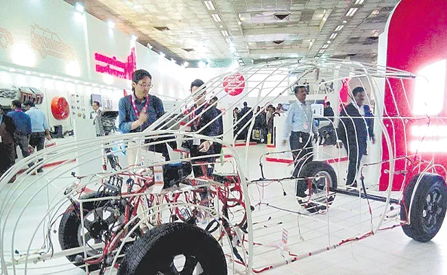 Motherson Sumi Q1 net profit shrinks 2percent to Rs 123 cr - Sakshi