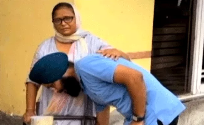 punjab flood reunite son mother after 35 years - Sakshi