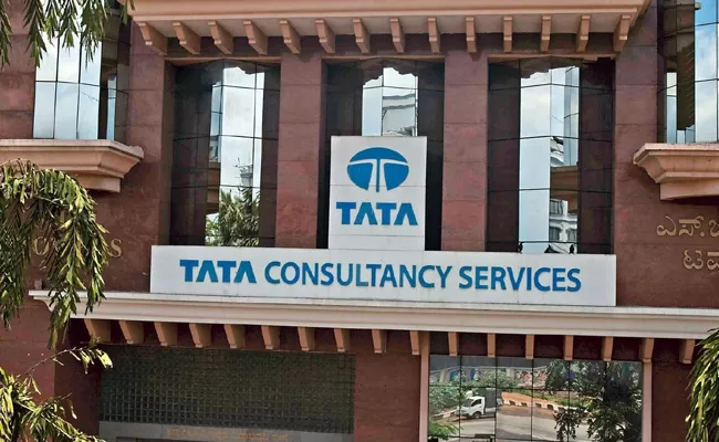 Tata Consultancy Services Rejigs Senior Management - Sakshi