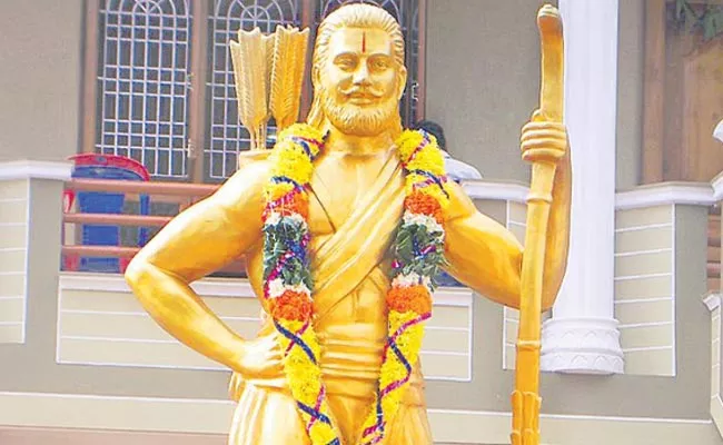 Ap Govt Orders To Officially Organized Alluri Sitaramaraju Jayanti - Sakshi