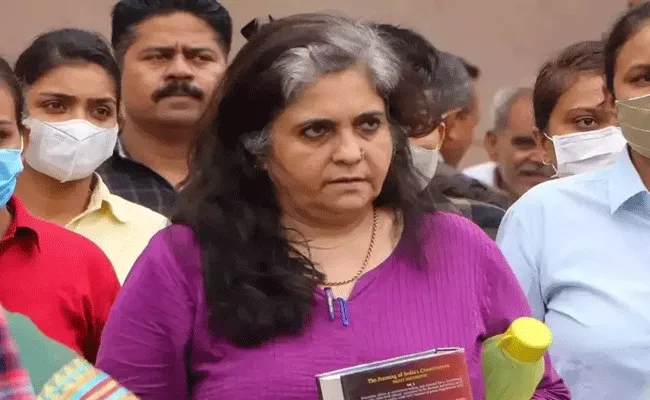 Gujarat riot case: SC extends interim protection to Teesta Setalvad - Sakshi