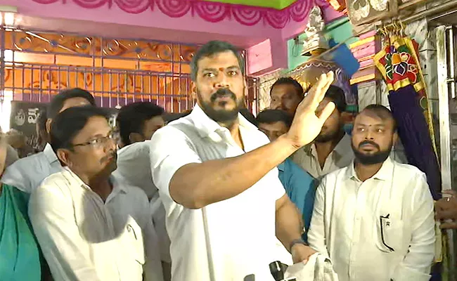 Lokesh Allegations: Ex Minister Anil Swears In Presence Of Temple - Sakshi