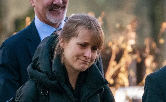 american actress allison mack gets 3 years prison - Sakshi