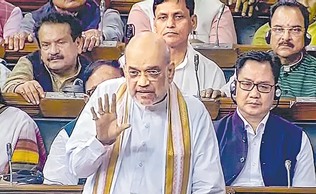 manipur violence: War Of Words on Rahul Gandhi Vs Amit Shah In Parliament  - Sakshi