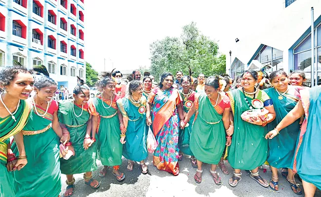 Adivasi development is national development says Governer - Sakshi