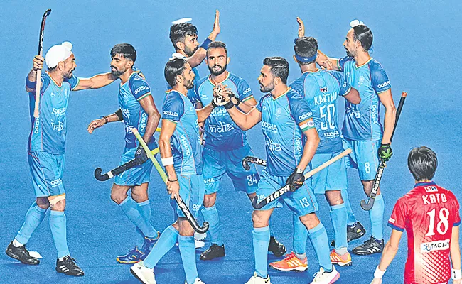 Team India beat Japan in the semi finals - Sakshi