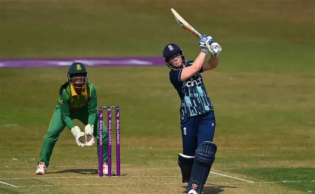 Tammy Beaumont Slams Historic Century In Womens Hundred Tournament - Sakshi