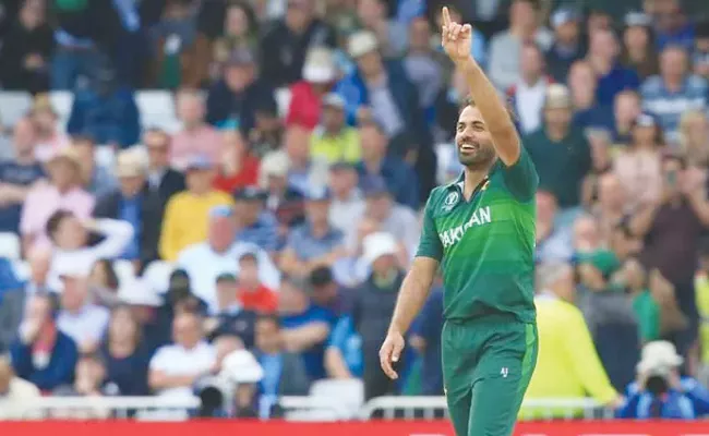 Pakistan Pacer Wahab Riaz Retires From International Cricket Details - Sakshi