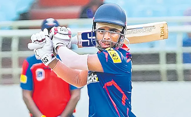 Godavari Titans and Rayalaseema Kings win - Sakshi