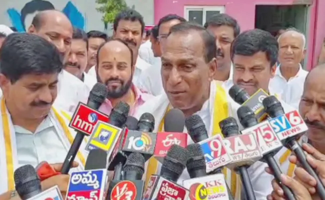 Telangana Minister Malla Reddy Tongue Slip on RTC Merge - Sakshi