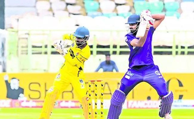 APL 2023 Visakhapatnam Coastal Riders Beat Godavari Titans By 35 Runs - Sakshi