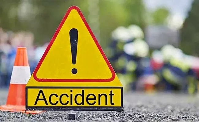 Car Road Accident At Rangareddy District - Sakshi