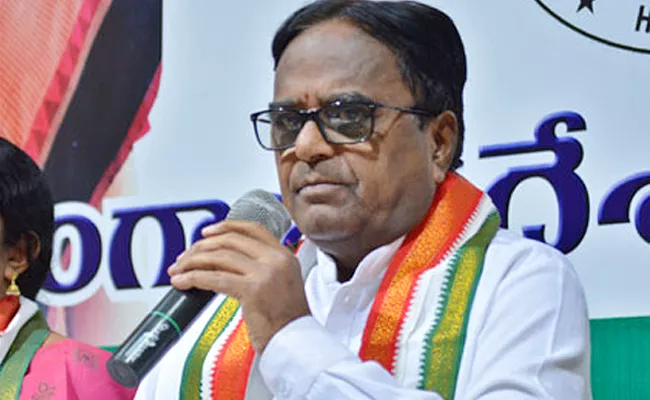 Congress Leader Ponnala Lakshmaiah Faced Ticket Difficulties - Sakshi