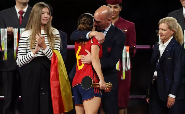 Spain Football Chief Luis Rubiales Suspended By FIFA, For Forcibly Kissing Female Player - Sakshi