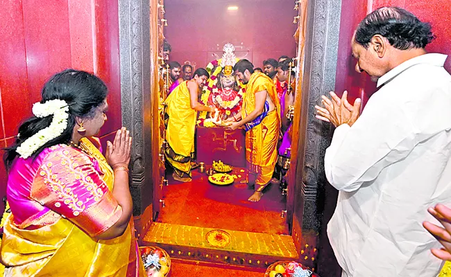 Governor And CM KCR Inaugurated Worship Places At The Secretariat - Sakshi