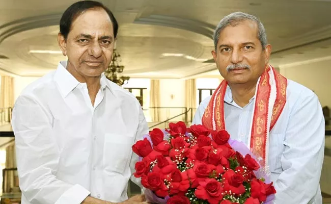 Vemulawada MLA Chennamaneni Ramesh Met CM KCR - Sakshi