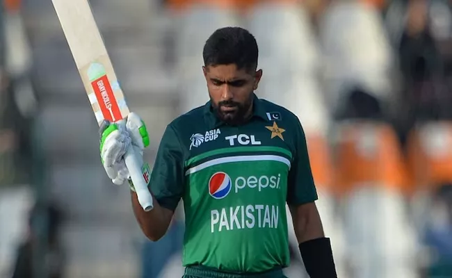  Babar Azam receives huge praise from former India wicketkeeper  - Sakshi