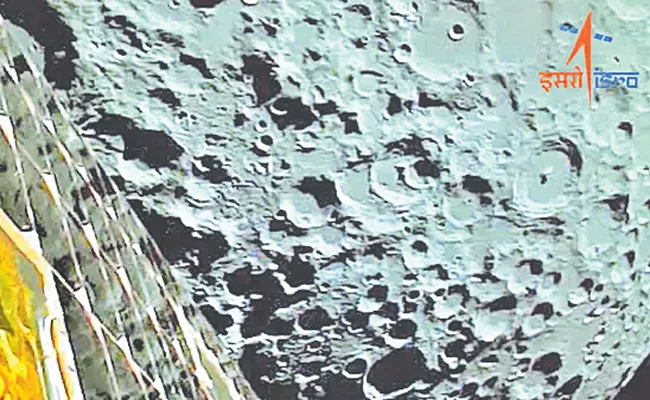 ISRO releases Moon video as seen from Chandrayaan-3 - Sakshi