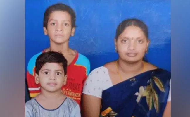 Twist In Visakhapatnam Sandhya Family Suicide Case - Sakshi