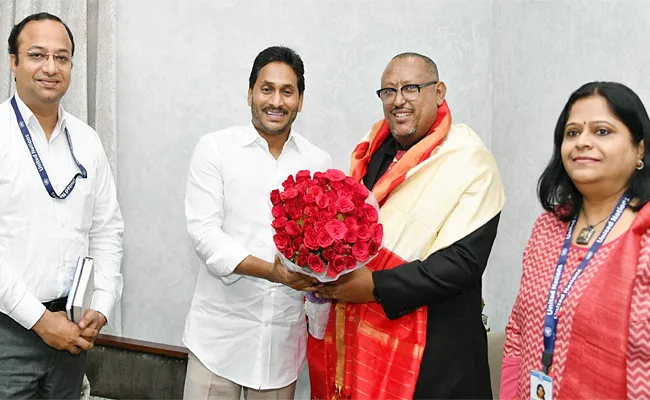 UNICEF Field Office Chief Jelalim Tufpesse Met CM YS Jagan - Sakshi