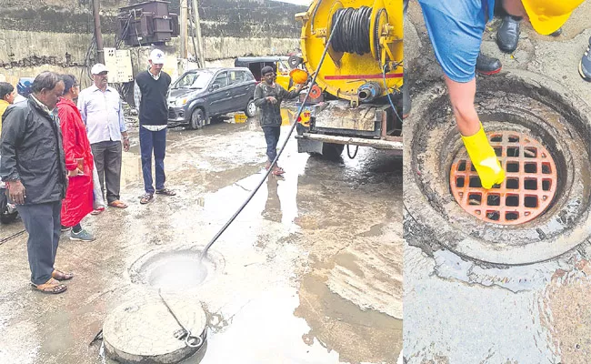 Installation of safety grills on manholes - Sakshi