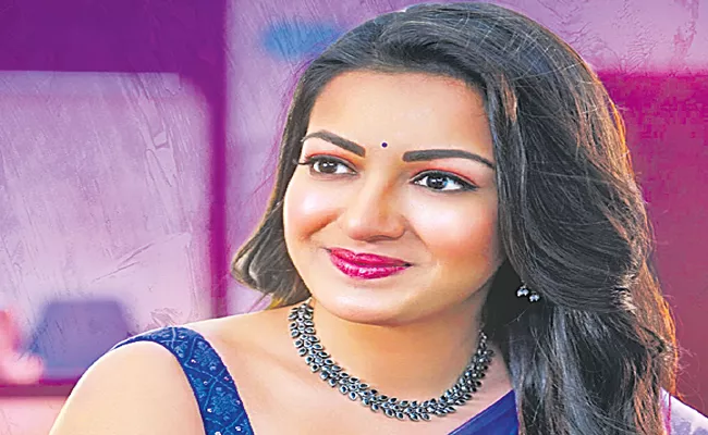 Sandeep Madhav, Catherine Tresa movie shooting starts at hyderabad - Sakshi