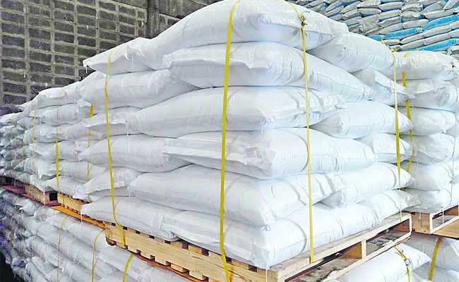 Other fertilizers have to be bought for urea - Sakshi