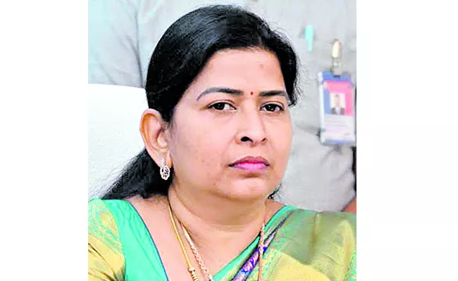 Taneti Vanitha comments on Chandrababu Naidu - Sakshi