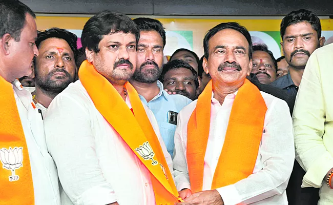 Ex Minister Chandulal Son Ajmeera Prahladh joined in Bjp - Sakshi