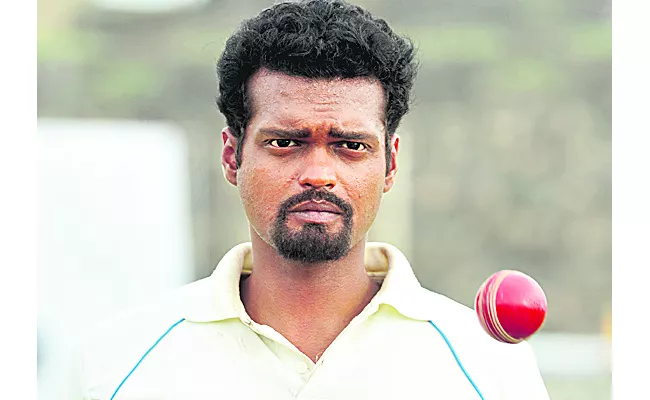 Muralitharan bio pic 800 locks release date - Sakshi