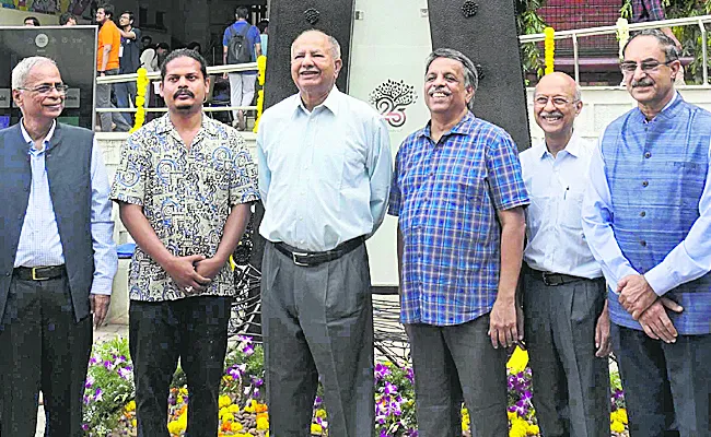 IIIT Hyderabad appoints new chairman Ashok Jhunjhunwala on its 25th anniversary - Sakshi