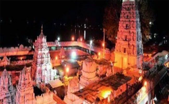 Opposition Angered Over 'Diversion Of Vemulawada Rajanna Temple' Funds - Sakshi