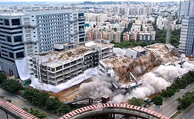 Hyderabad Mindspace Madhapur Buildings Demolition Video - Sakshi