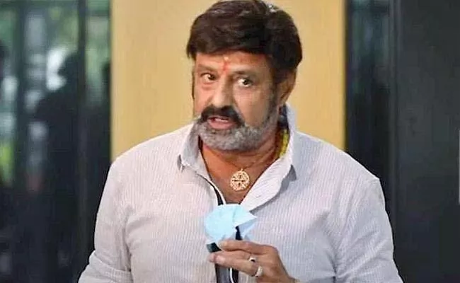 Balakrishna Fires On Eenadu Photographer - Sakshi