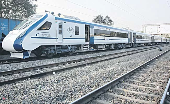 Vijayawada Chennai Vande Bharat train starts on Sunday - Sakshi