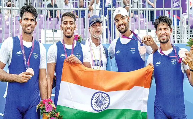 Asian Games: Indian rowers clinch two bronze medals on Day 2 - Sakshi