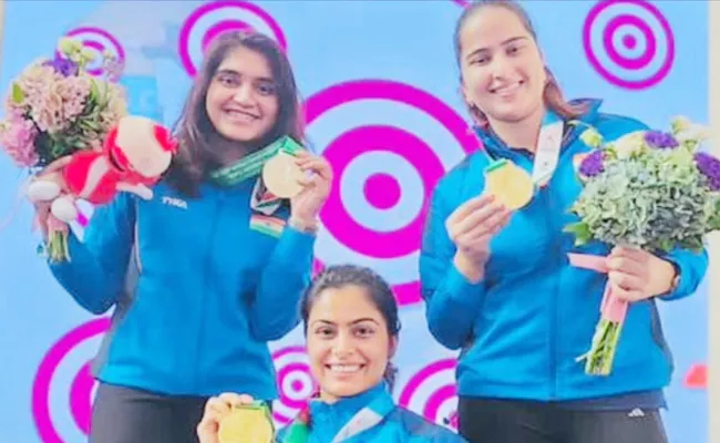 Asian Games 25m Pistol Event: Manu Bhaker Esha Rhythm Won Gold - Sakshi