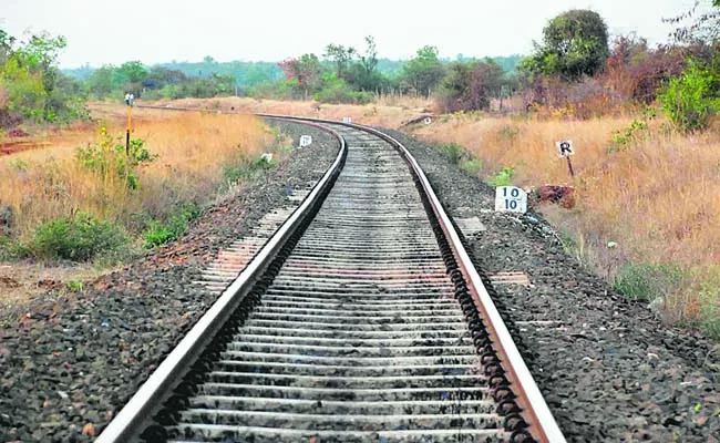 Connection of Bangalore and Wadi lines is ready - Sakshi