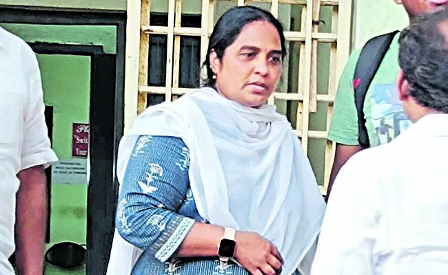 TDP Telugu Women Secretary arrested - Sakshi