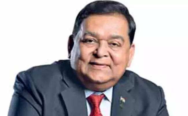 AM Naik formally steps down as LandT Group Chairman - Sakshi