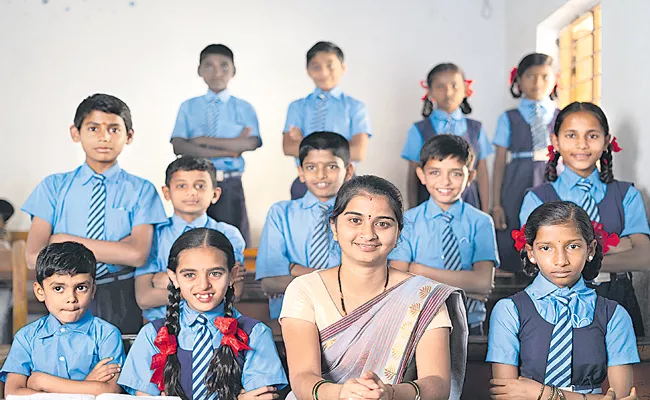 Teachers Day: Nature and characteristics of teachers that children admire - Sakshi