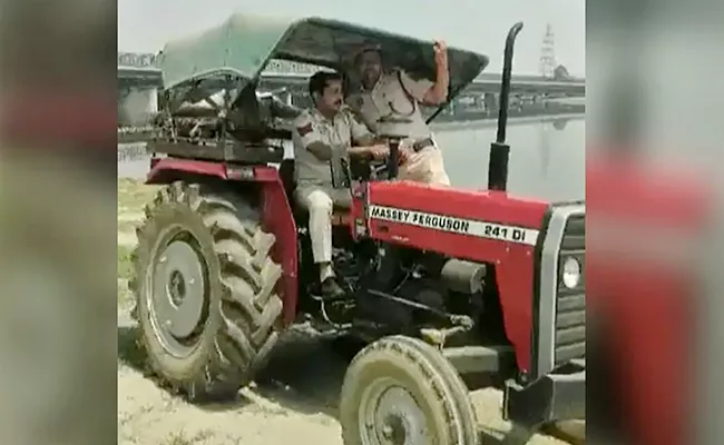 Delhi Cops Patrolling On Tractor Ahead Of G20 Summit - Sakshi