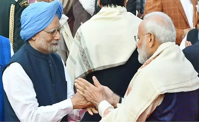 Manmohan Singh Backs Centre Russia Ukraine Stance - Sakshi