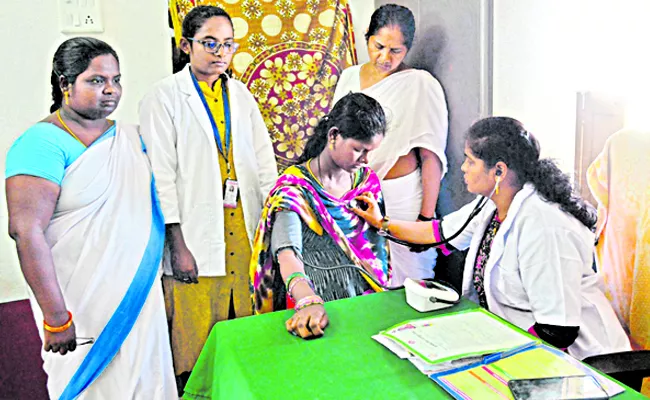 Family doctor is boon to pregnant and lactating women - Sakshi