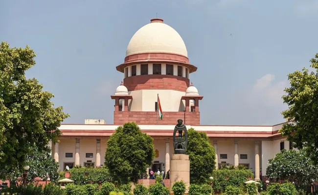 Maharashtra speaker berated for indecision on disqualification petitions despite SC Order - Sakshi