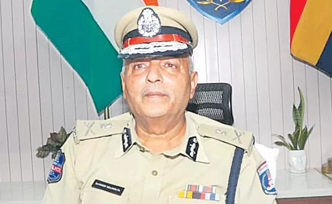 The new CP of Hyderabad is Sandeep Sandilya - Sakshi