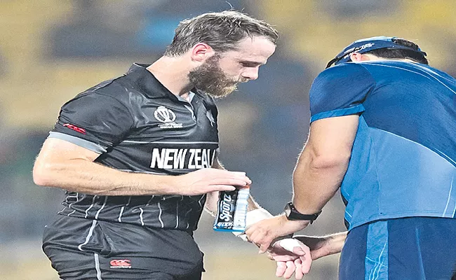 Williamson ruled out until back end of 2023 WC group stage with thumb fracture - Sakshi