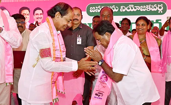 Ponnala Lakshmaiah Joined BRS - Sakshi