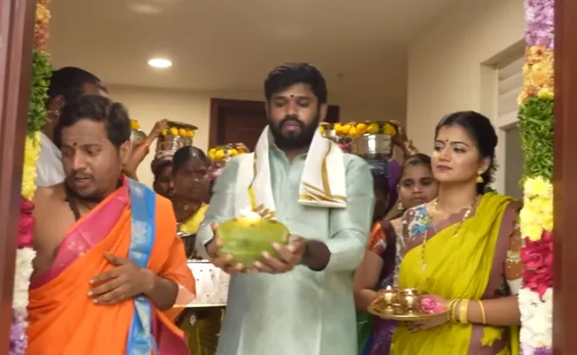 Bigg Boss Contestant Shivajyothi New House Warming Ceremony - Sakshi