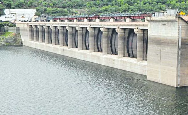 Low Water shortage in four states due to lack of rain - Sakshi